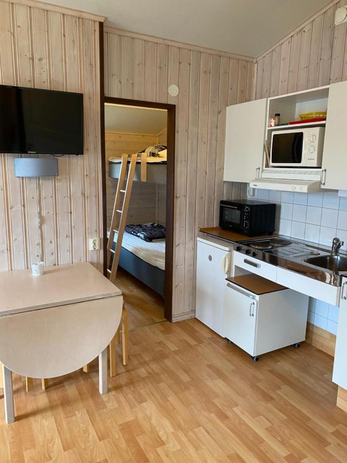 Maelarhusen Semesterby Oesterlen - Stugor & Gardssviter Sandby Bagian luar foto